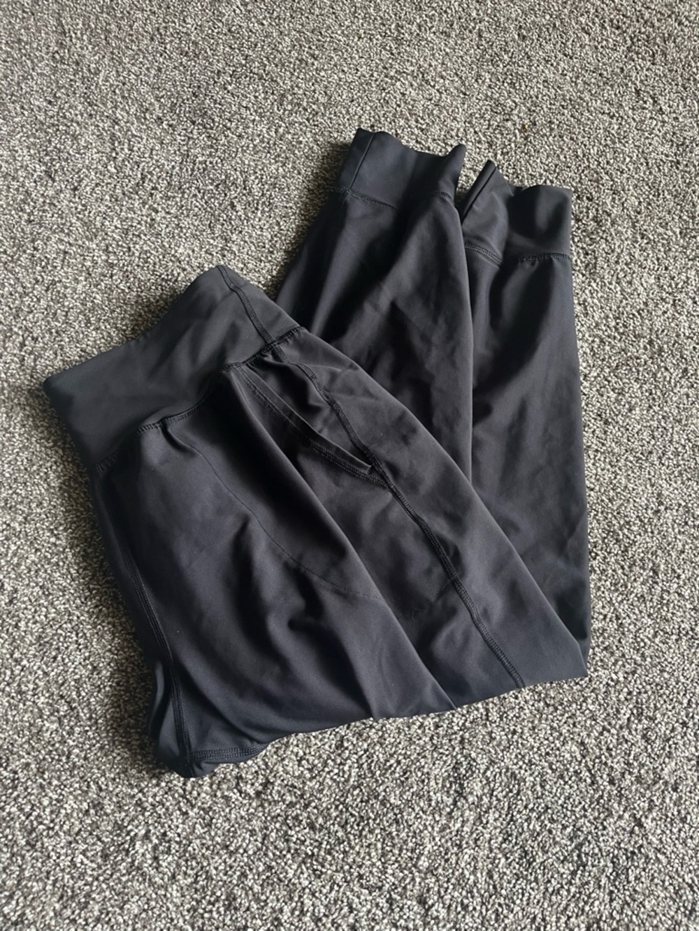 Old Navy Petite High Waisted PowerSoft Pocket Joggers - Black Size L